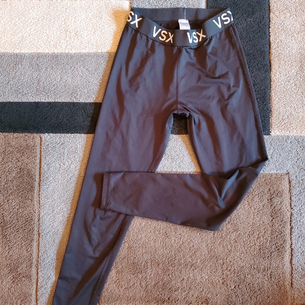 *SOLD ON MERC * Victorias secret leggings